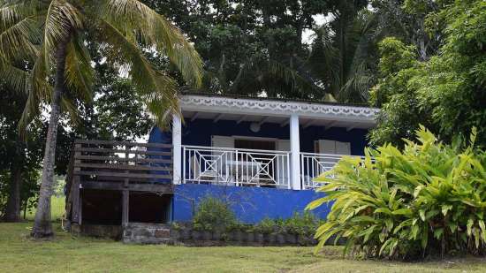 Location bungalow appartements spas privés  vue mer deshaie