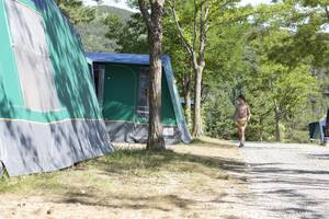Location bungalow toilé 6 personnes - tente luxe bt, 2 cabines, sans
sanitaires (entre 6 et 10