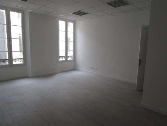 Location centre 23 rue d'antibes - Cannes