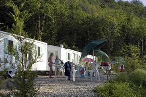 Location mobilhome 6 personnes (entre 6 et 10 ans) camping du lac à
laval de cere