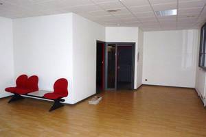 Location 450 m2 de bureaux - Thizy