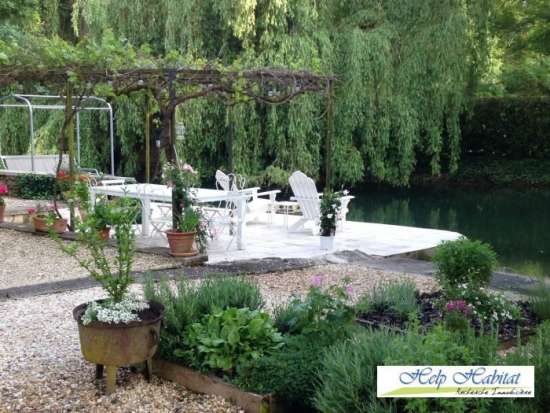 Location maison meublée f8 jardin - Montignac-Charente