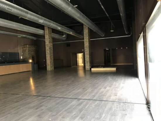 Location local commercial 560m2 - Montpellier