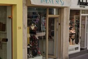 Location murs libres rue d'antibes - Cannes