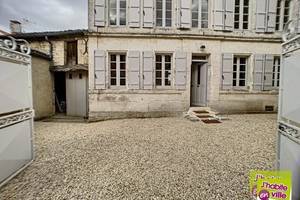 Location vaste maison ancienne - Magnac-sur-Touvre