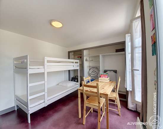 Appartement, 4 personnes et 2 chambres - massif du sancy