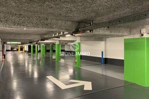 Location local commercial 129 m2 - Antibes