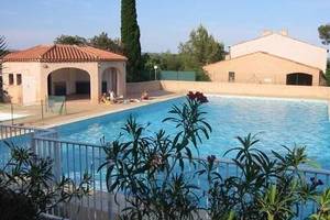 Location villa 2 chambres climatisée résidence avec piscine