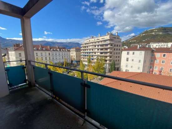 Location t3 - hyper-centre - Grenoble