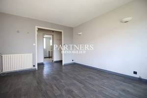 Location appartement 2 pièces - 47,07m² - salon de provence